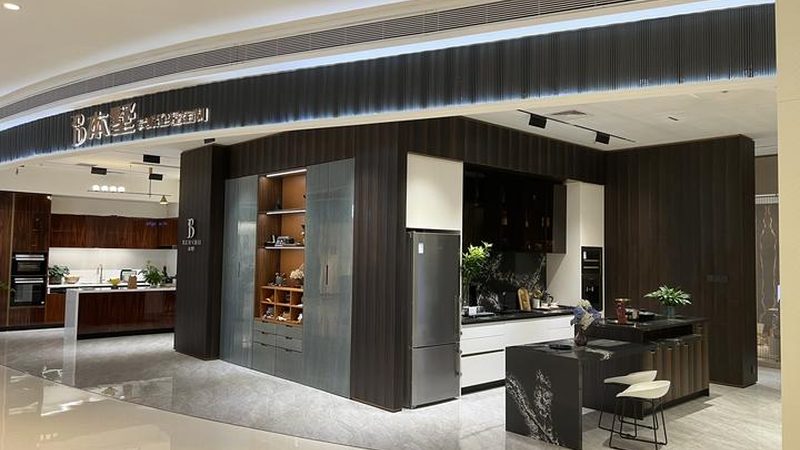 多层实木板与欧松板：揭秘全屋定制中的环保与强度之选