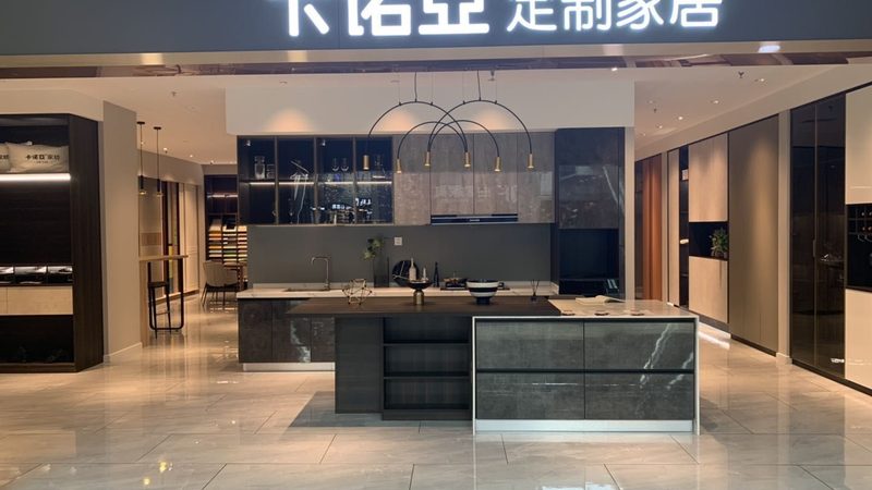 定制酒柜红酒区深度最佳尺寸：如何打造完美品鉴空间
